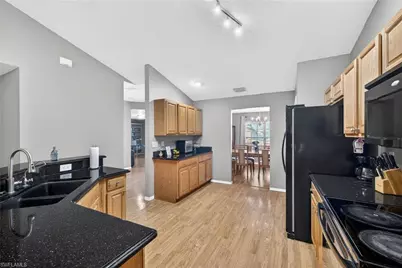 2004 NW 23rd Ter, Cape Coral, FL 33993 - Photo 11