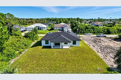 2607 38th St SW, Lehigh Acres, FL 33976 - Photo 37