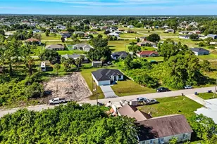 2607 38th St SW, Lehigh Acres, FL 33976 - Photo 45