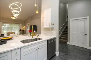 3540 Avion Woods Ct, Naples, FL 34104 - Photo 7