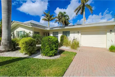 1353 Pelican Ave, Naples, FL 34102 - Photo 3