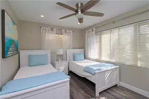 1353 Pelican Ave, Naples, FL 34102 - Photo 31