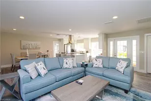 1353 Pelican Ave, Naples, FL 34102 - Photo 15