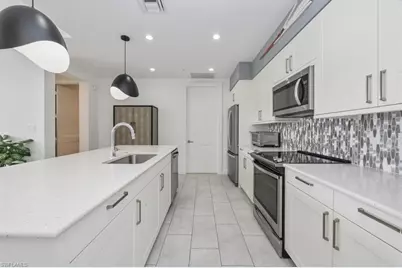 1111 Central Ave #401, Naples, FL 34102 - Photo 9