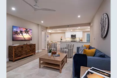 400 Park Shore Dr #303, Naples, FL 34103 - Photo 7