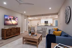 400 Park Shore Dr, Naples, FL 34103 - Photo 7