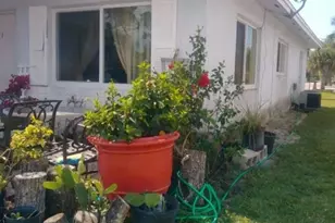 1073 San Remo Ave, Naples, FL 34104 - Photo 5