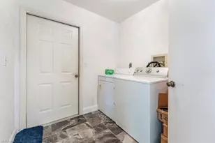 28405 Mango Dr, Bonita Springs, FL 34134 - Photo 17