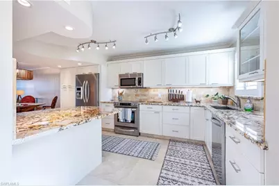 800 River Point Dr #207, Naples, FL 34102 - Photo 15