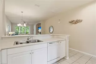 4873 Hampshire Ct, Naples, FL 34112 - Photo 15