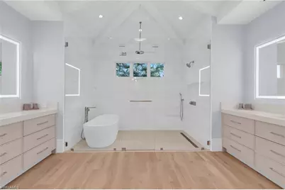 3353 Binnacle Dr, Naples, FL 34103 - Photo 23