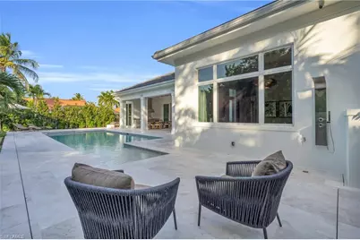 3353 Binnacle Dr, Naples, FL 34103 - Photo 47