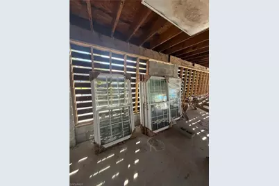 2129 Davis Blvd, Fort Myers, FL 33905 - Photo 15