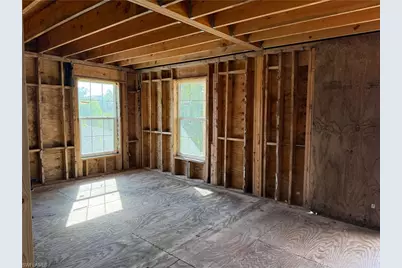 2129 Davis Blvd, Fort Myers, FL 33905 - Photo 9