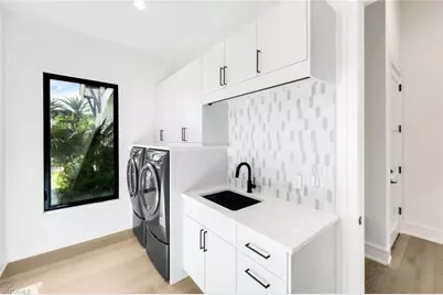 3891 Brynwood Dr, Naples, FL 34119 - Photo 31