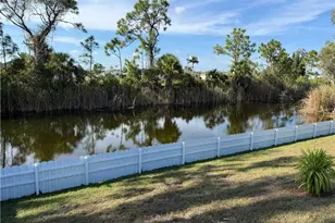 4002 NE 9th Pl, Cape Coral, FL 33909 - Photo 17