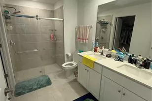 4002 NE 9th Pl, Cape Coral, FL 33909 - Photo 9