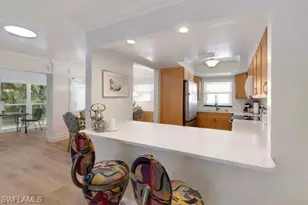 265 Yorkshire Ct, Naples, FL 34112 - Photo 27