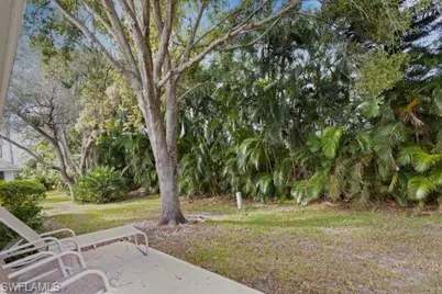 265 Yorkshire Ct #8, Naples, FL 34112 - Photo 3