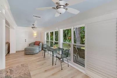 265 Yorkshire Ct #8, Naples, FL 34112 - Photo 17