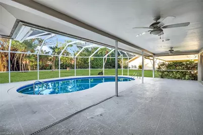 307 Country Club Dr, Naples, FL 34110 - Photo 37