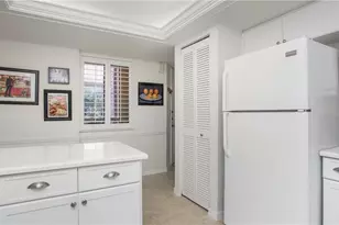 2711 Citrus Lake Dr, Naples, FL 34109 - Photo 13