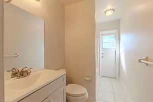 814 SW 10th Pl, Cape Coral, FL 33991 - Photo 7