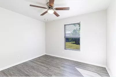 814 SW 10th Pl, Cape Coral, FL 33991 - Photo 11