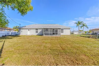 814 SW 10th Pl, Cape Coral, FL 33991 - Photo 21