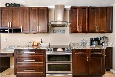 1216 Hancock Bridge Pkwy, Cape Coral, FL 33990 - Photo 5