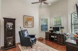 7315 Lantana Cir N, Naples, FL 34119 - Photo 9