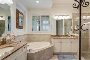 7315 Lantana Cir N, Naples, FL 34119 - Photo 11