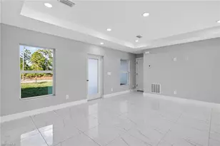 1044 Cresthaven St, Lehigh Acres, FL 33974 - Photo 5