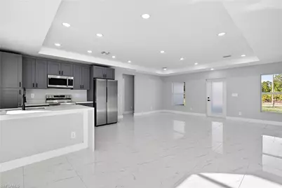 1044 Cresthaven St, Lehigh Acres, FL 33974 - Photo 7