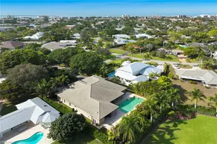 1900 Tiller Terrace, Naples, FL 34102 - Photo 3