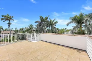 1550 Gordon Dr, Naples, FL 34102 - Photo 45