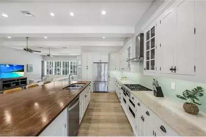 1550 Gordon Dr, Naples, FL 34102 - Photo 15