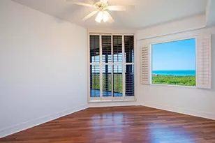 7425 Pelican Bay Blvd, Naples, FL 34108 - Photo 11