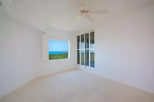 7425 Pelican Bay Blvd, Naples, FL 34108 - Photo 9