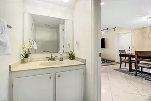 185 Cypress Way E, Naples, FL 34110 - Photo 31