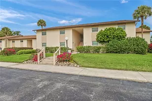 185 Cypress Way E, Naples, FL 34110 - Photo 5