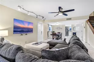 185 Cypress Way E, Naples, FL 34110 - Photo 9