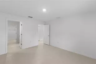 306 NE 26th Terrace, Cape Coral, FL 33909 - Photo 23