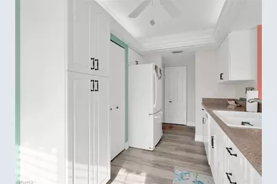 4431 Bay Beach Ln #554, Fort Myers Beach, FL 33931 - Photo 9