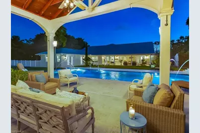 624 Ridge Dr, Naples, FL 34108 - Photo 5
