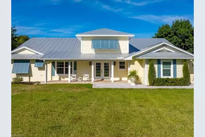 624 Ridge Dr, Naples, FL 34108 - Photo 49