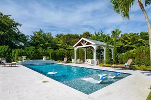 624 Ridge Dr, Naples, FL 34108 - Photo 41