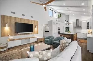 504 Tierra Mar Ln E, Naples, FL 34108 - Photo 11