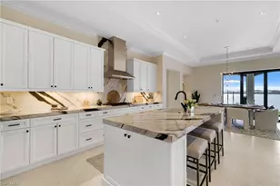 11011 Via Tuscany Ln, Miromar Lakes, FL 33913 - Photo 7