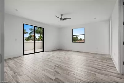 3800 Crayton Rd, Naples, FL 34103 - Photo 23
